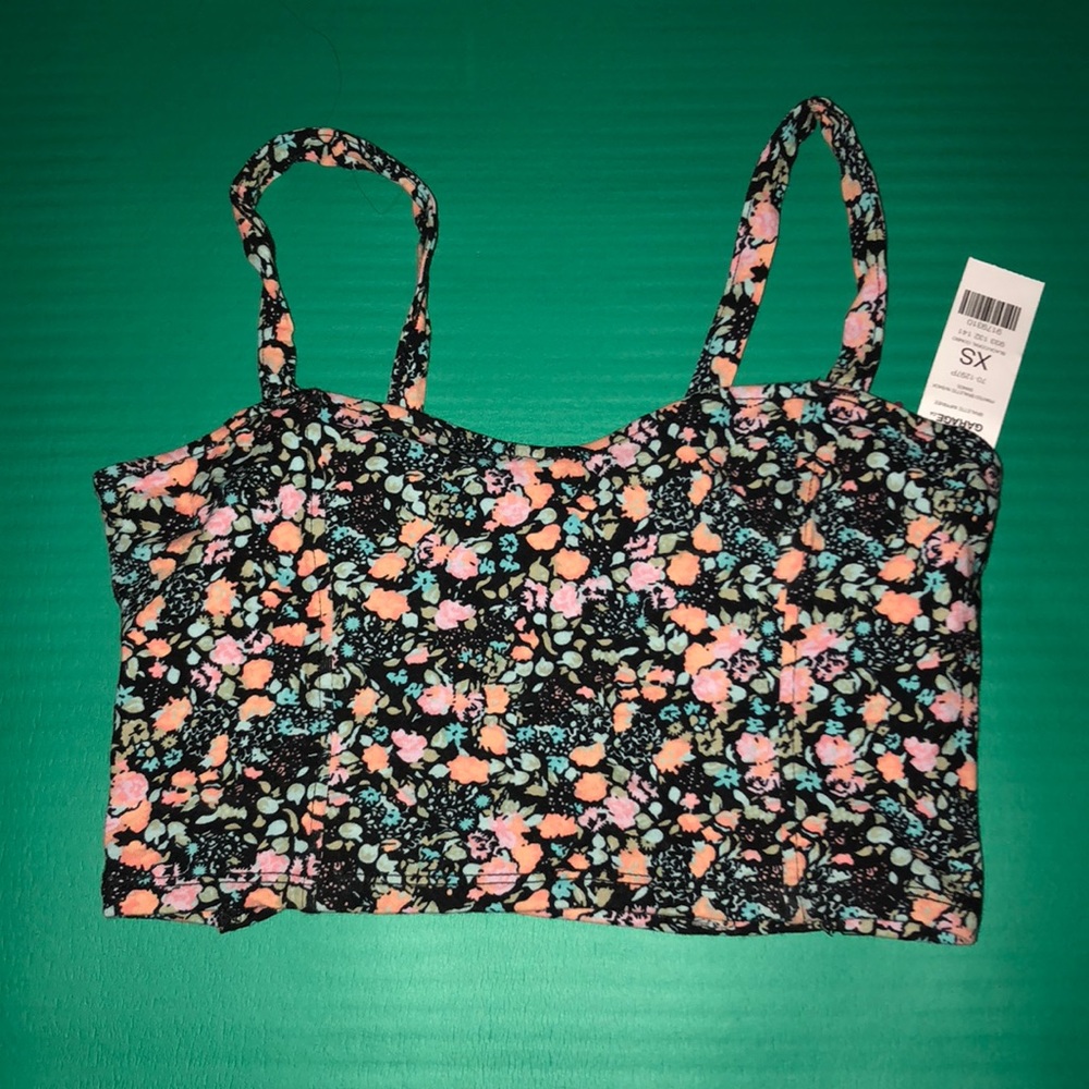 XS BANDEAU NWT BIG ENOUGH TO USE AS TOP :)